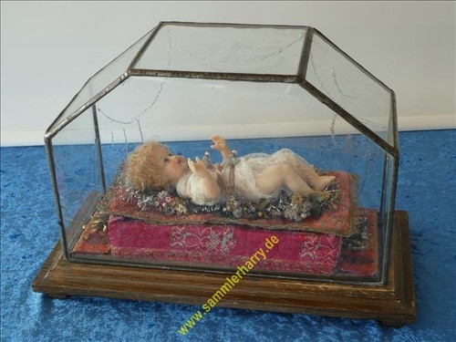 Fatschenkind liegendes - fatschenkind,,